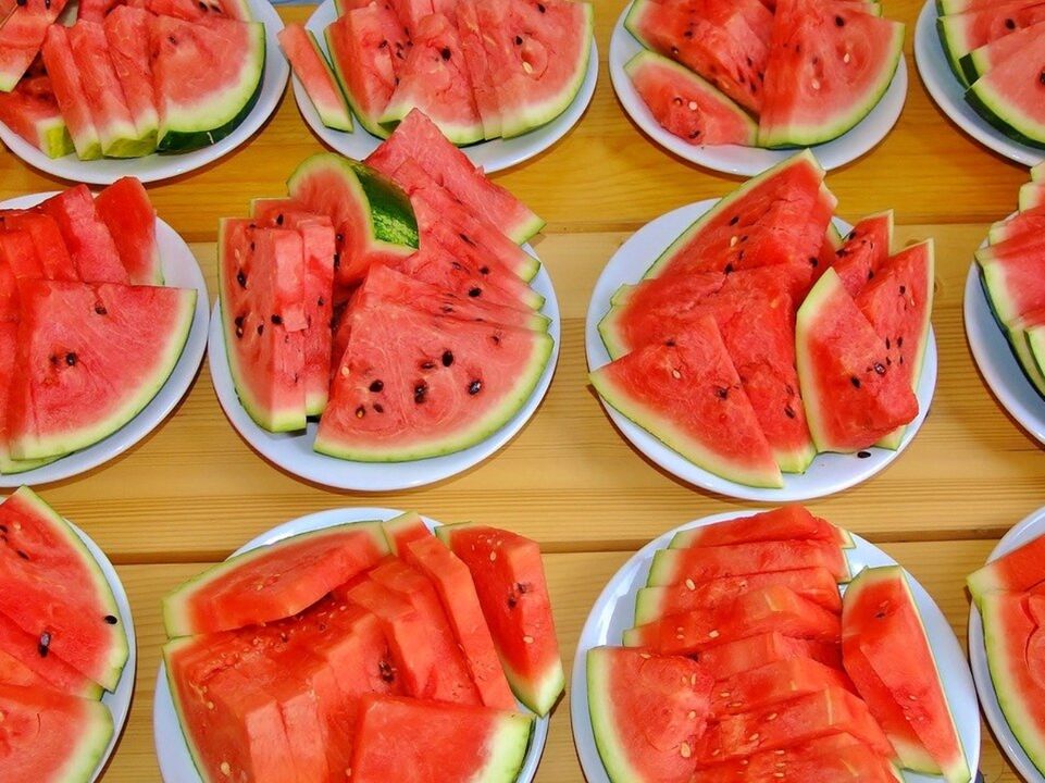 Wie viel Wassermelone zum Abnehmen verwenden 