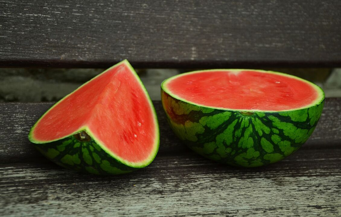 Wie wählt man eine reife Wassermelone 